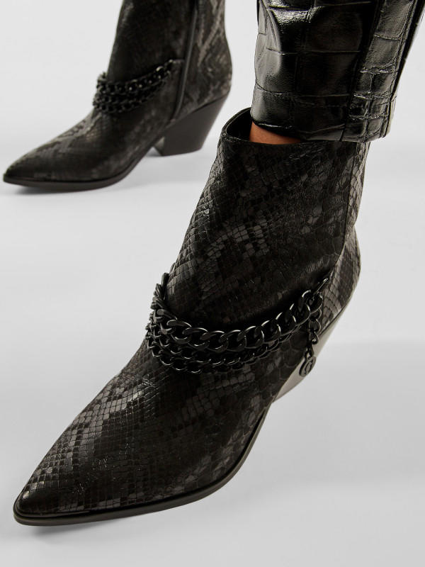 stivali texani guess