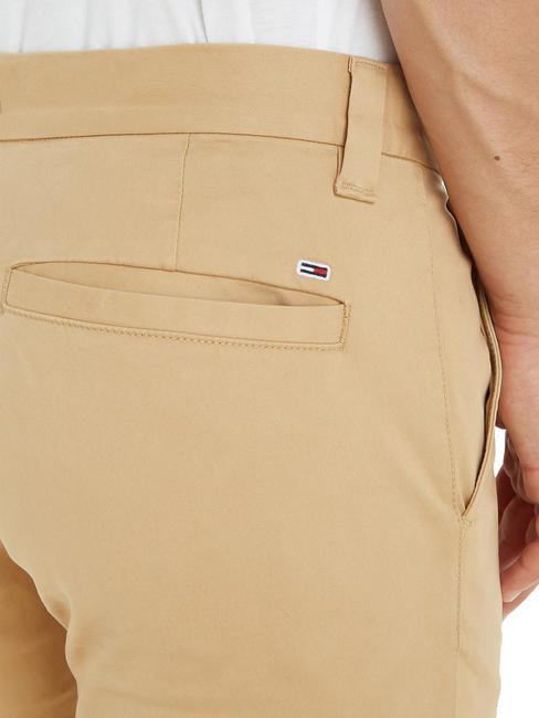 TJ AUSTIN Pantaloni chino in cotone tawny sand - Pantaloni Uomo