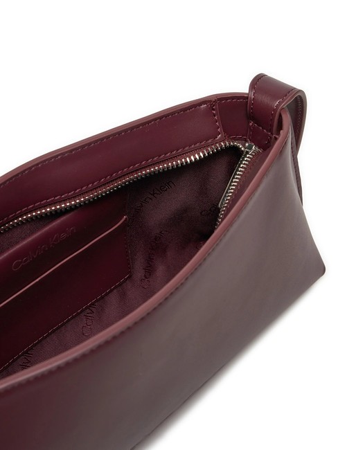 EMBOSSED CALVIN  Borsa a spalla oxblood - Borse Donna