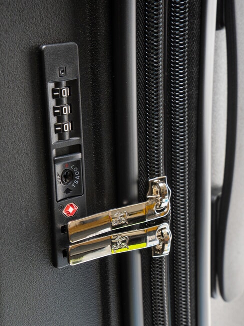 LIGHT POP 2 Trolley medio espandibile black - Trolley Rigidi