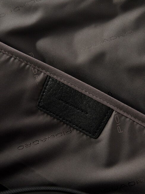 BRIEF ECOLOGICA TECH Zaino tessuto riciclato con placca USB, porta pc 15.6" Nero - Zaini da lavoro porta PC