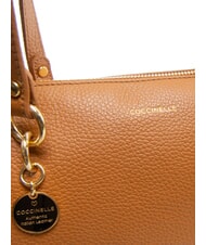 COCCINELLE ALPHA Borsa shopping in pelle martellata CUIR - Borse Donna - 5