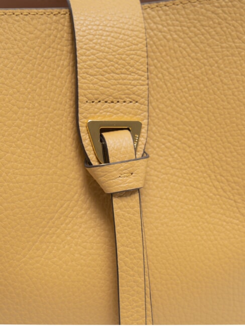 ALBA Borsa a spalla in pelle martellata fresh beige - Borse Donna