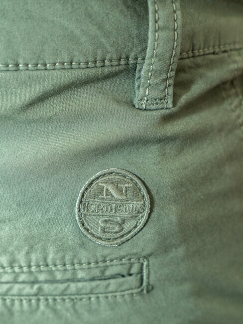 FREEDOM Pantaloni corti chino in cotone stretch military green - Pantaloni Uomo