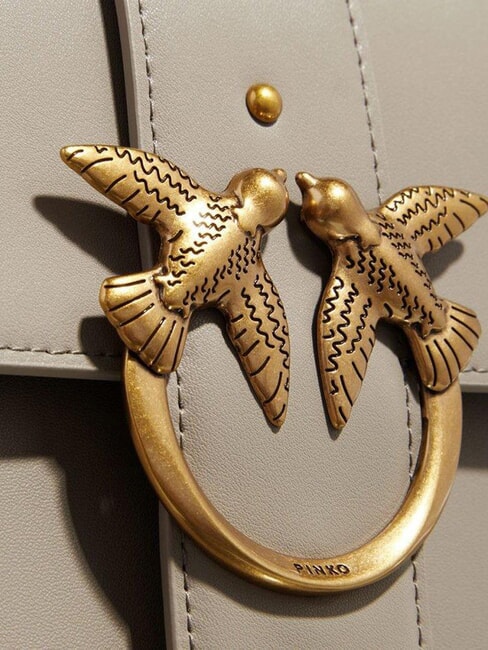 LOVE ONE CLASSIC Borsa in pelle a tracolla con flap noce-antique gold - Borse Donna