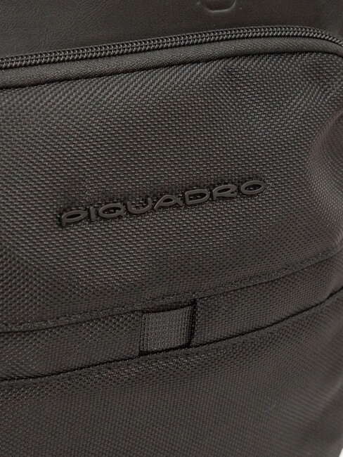 X19 Borsone in tessuto con tracolla Nero - Borsoni