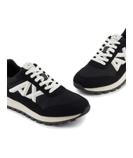 ARMANI EXCHANGE DROP MICROSUEDE Sneakers con logo a contrasto black + off white - Scarpe Uomo - 4