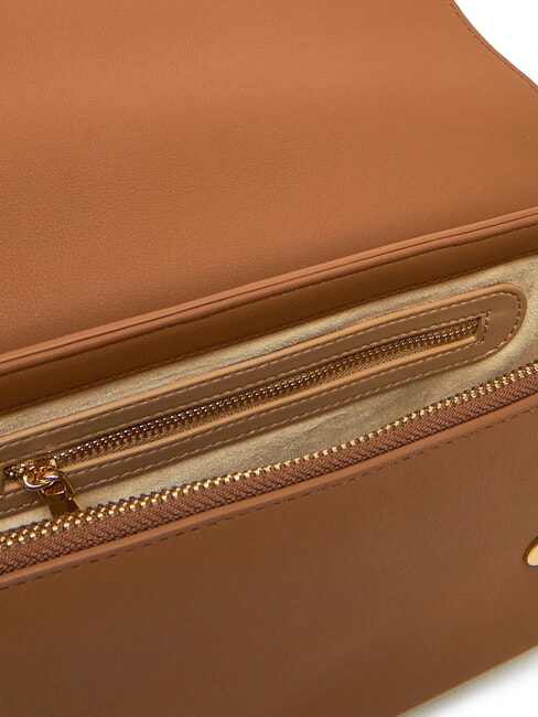 LAMINATED BOLD LOVE Borsa a spalla con flap cammello - Borse Donna