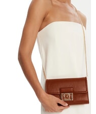 LOVE MOSCHINO SMART DAILY Pochette con catena castagna - Borse Donna - 5