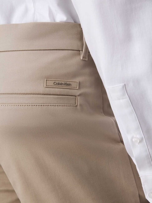 CK Pantalone chino slim fit vita media fresh clay - Pantaloni Uomo