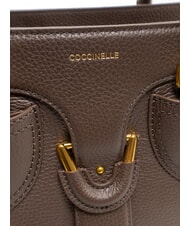 COCCINELLE YORK Borsa a mano in pelle con fibbia fondant brown - Borse Donna - 5