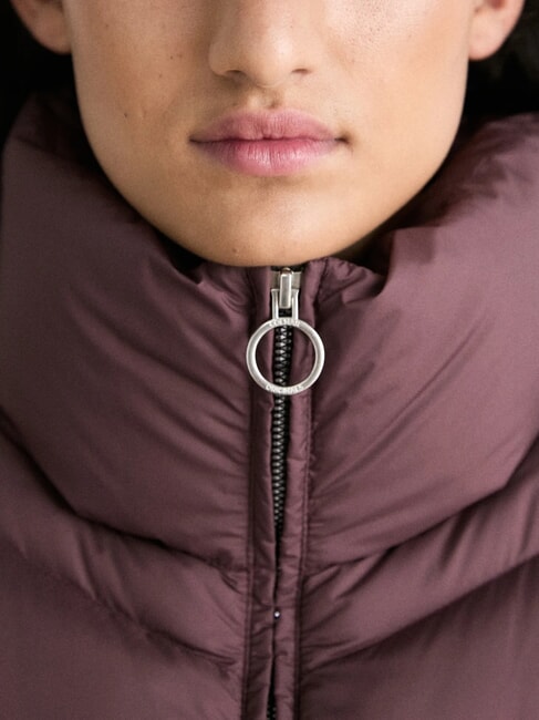 CAPTION Piumino a collo alto brunette - Piumini Donna