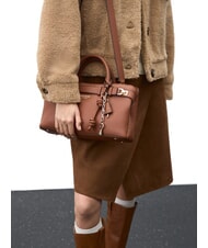 GUESS GREGORIA Borsa a mano media con tracolla COGNAC - Borse Donna - 5