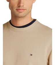 TOMMY HILFIGER TH Felpa girocollo in cotone sandalwood - Felpe Uomo - 3