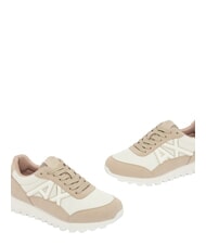 ARMANI EXCHANGE DROP MICROSUEDE Sneakers con logo laterale sand+off white - Scarpe Donna - 5