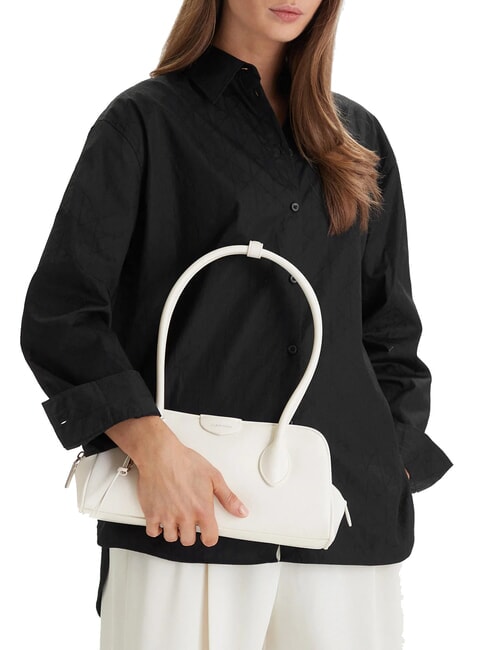 EMBOSSED LOGO BUSINE Bauletto a spalla white alyssum - Borse Donna