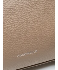 COCCINELLE AGATEA Borsa a tracolla, in pelle warm taupe - Borse Donna - 3