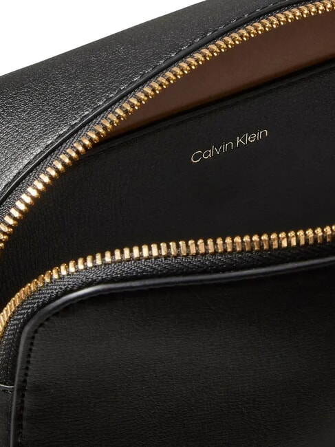 EMBOSSED LOGO Mini Bag a tracolla na black - Borse Donna